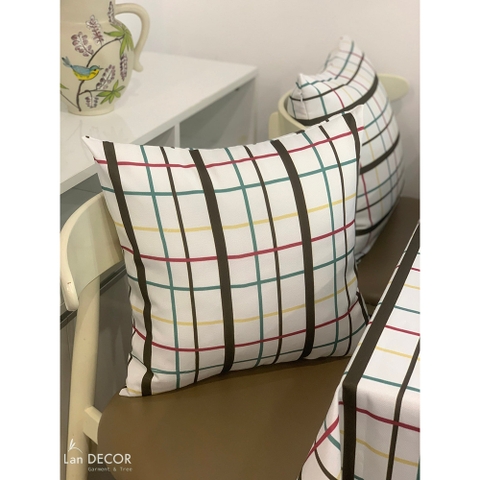 Vỏ gối tựa Landecor họa tiết kẻ ô vuông sặc sỡ- VG560