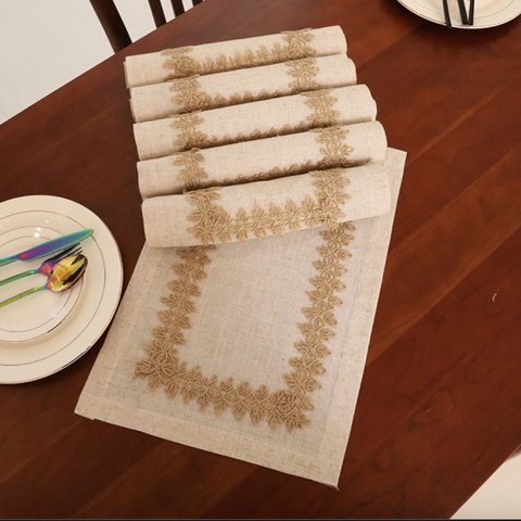 Khăn runner trải bàn phối ren trang trí bàn tiệc mùa lễ hội - TBR605