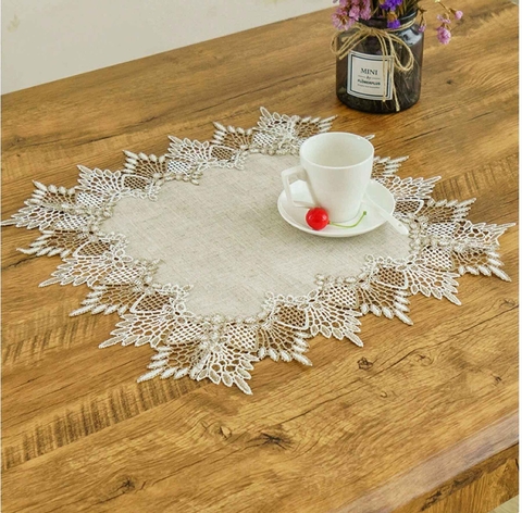 Tấm lót ren trang trí kệ tủ, bàn tiệc, decor không gian sang trọng- TLR605