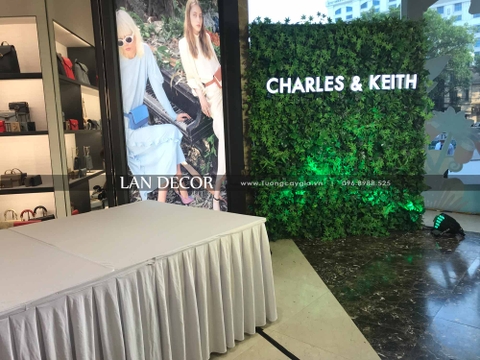 CÔNG TRÌNH TƯỜNG CÂY CHARLES & KEITH - TC113