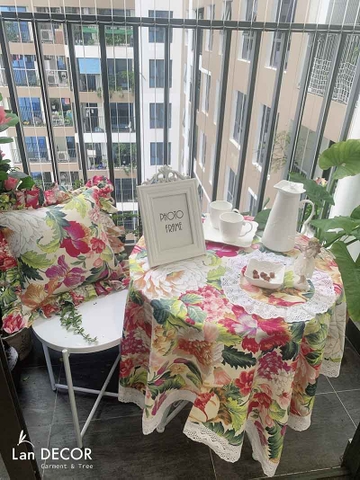 Khăn trải bàn canvas Peony sang trọng Landecor - TB549