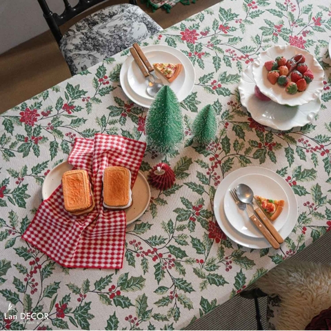 Khăn trải bàn họa tiết lá thông xanh trang trí bàn tiệc mùa Giáng sinh sang trọng- TB592