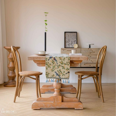 Runner table trải bàn phong cách cổ điển, thiết kế căn hộ ấn tượng- TBR593