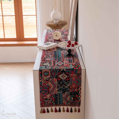 Khăn runner chuông họa tiết thổ cẩm, điểm nhấn sắc màu độc đáo cho bàn ăn- TBR591