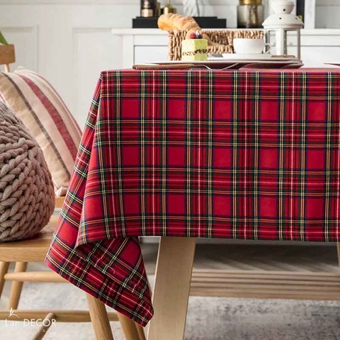 Khăn trải bàn họa tiết caro đỏ trang trí Noel, tiệc Giáng sinh - TB581