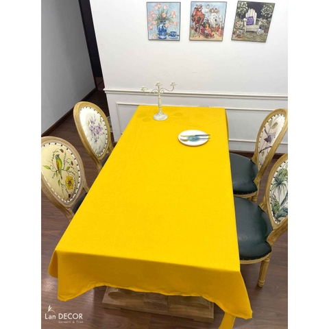 Khăn trải bàn trơn sang trọng LanDecor - TB555-vàng
