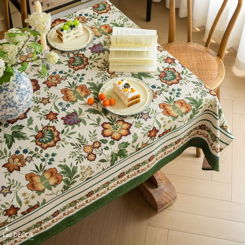 Khăn trải bàn hoa văn cổ điển, thiết kế căn hộ sang trọng- TB600