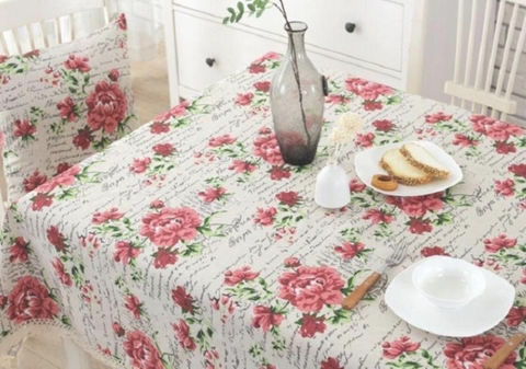 Khăn trải bàn chữ, hoa mẫu đơn sang trọng Landecor - TB245