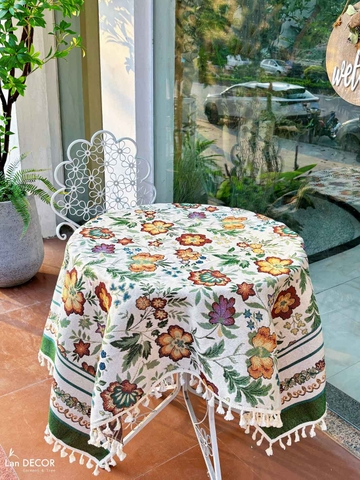 Khăn trải bàn hoa văn cổ điển, thiết kế căn hộ sang trọng- TB600