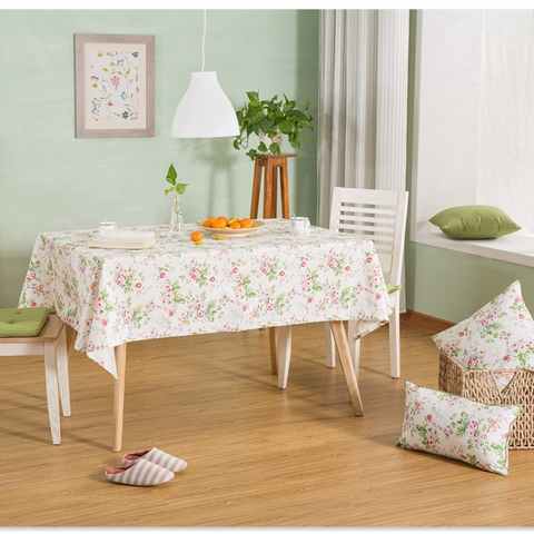 Khăn trải bàn Landecor lá hoa đỏ trang nhã - TB291