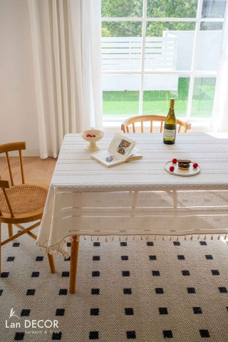 Khăn Trải Bản Trắng Thêu Trang Trí Năm Mới Sang Trọng, Lịch Sự - TB585