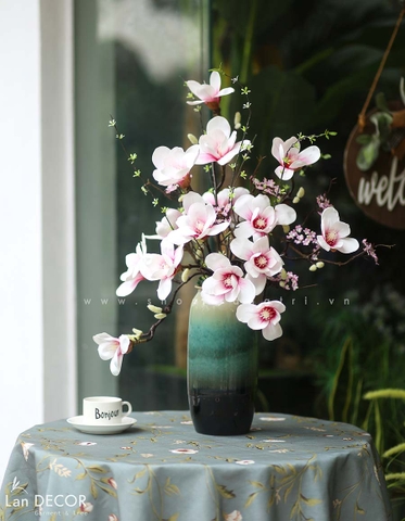 Bình hoa mộc lan trang trí nhà LanDecor (70cm) - BH1187.1