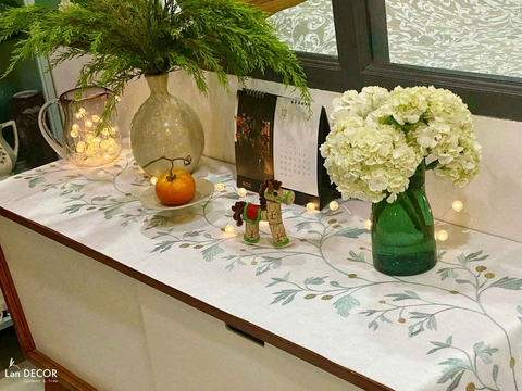 Runner Table Thêu Họa Tiết Lá Xanh Thiết Kế Nhẹ Nhàng, Tinh Tế- TBR595