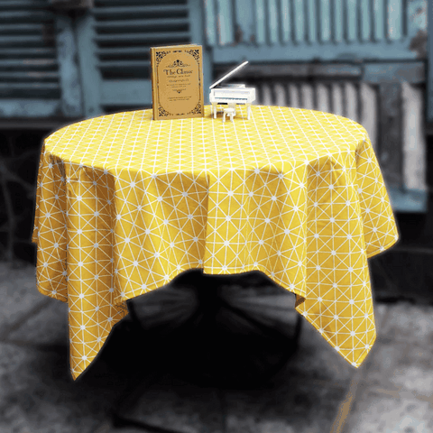 Khăn trải bàn tròn họa tiết bàn cờ - TB302-1