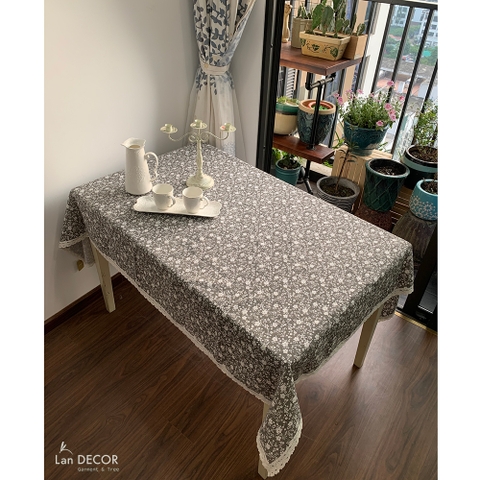 Khăn trải bàn Landecor mẫu hoa trắng sang trọng - TB334