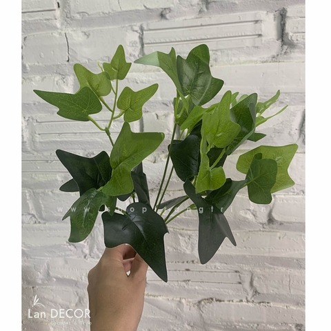Cành cây Vạn Niên Thanh trang trí LanDecor (33cm) - HC1109