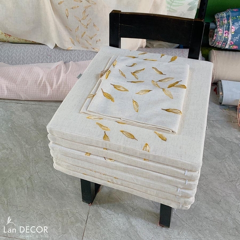 Đệm ghế vải lá vàng sang trọng Landecor - ĐG470