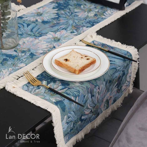 Tấm lót bàn ăn vải gấm họa tiết hoa cúc xanh sang trọng - TL564