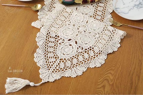 Khăn trải bàn runner ren đầu nhọn ( bề rộng 30cm) - KR029