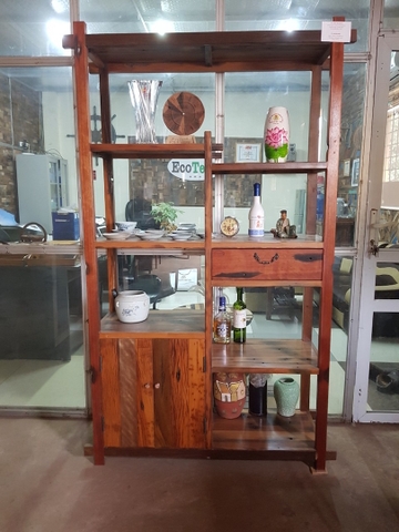 TỦ, KỆ TRANG TRÍ CÁC LOẠI