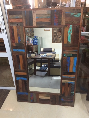 KHUNG GƯƠNG TRANG TRÍ