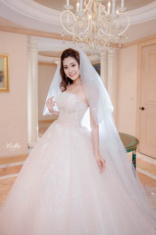 Váy cưới Bella Bridal – Thương hiệu độc quyền của Ant Wedding