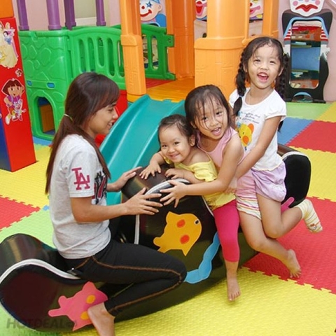 Thiết bị vui chơi màm non