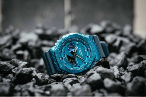 G-Shock GM-2140GEM-2ADR Carbon Core | Phiên bản kỉ niệm 40th  | GM-2140GEM-2A Limited Edition