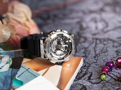 G-Shock GM-S110-1ADR | GM-S110-1A Vỏ Thép