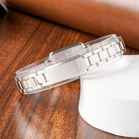 Casio LTP-V009D-7EUDF | LTP-V009D-7E