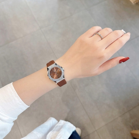 Đồng Hồ Nữ Dây Cao Su Carnival 8168L-VT-DCS-N Máy Quartz - Kính Sapphire - Size 34mm