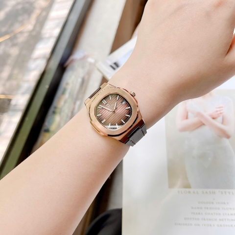 Đồng Hồ Nữ Dây Da Carnival 8161L-VH-DD-N Máy Quartz - Kính Sapphire - Size 34mm