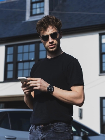 Edifice ECB-40P-1ADF Bluetooth | Khung máy Carbon | ECB-40P-1A