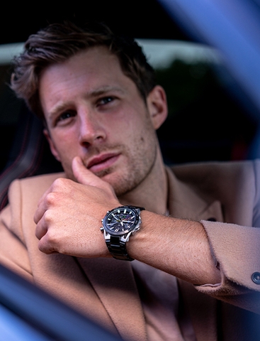 EDIFICE EQB-2000DC-1A | KÍNH SAPPHIRE - BLUETOOTH - NĂNG LƯỢNG MẶT TRỜI | EQB-2000DC-1ADR