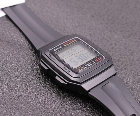 Casio F-201WA-1ADF Pin 10 Năm | F-201WA-1A