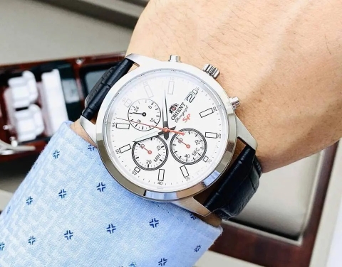 Đồng Hồ Nam Dây Da Orient Quartz FKU00006W0 Size 42mm