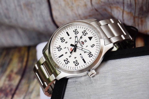 Đồng Hồ Nam Dây Thép Orient Quartz FUNG2002W0 Size 42mm