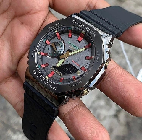 G-SHOCK GM-2100CH-1ADR CARBON CORE | GM-2100CH-1A
