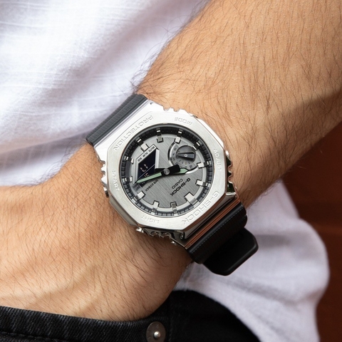 Đồng hồ nam Casio G-SHOCK GM-2100-1ADR