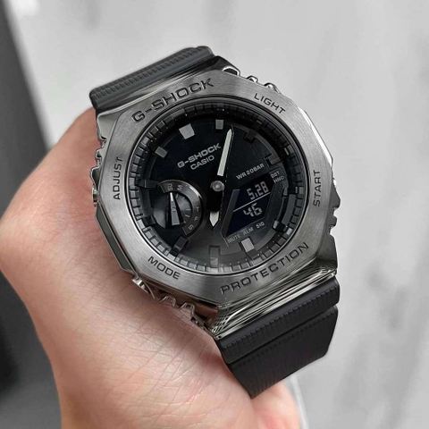 Đồng hồ nam Casio G-SHOCK GM-2100BB-1ADR