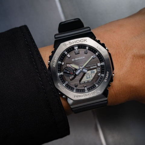 Đồng hồ nam Casio G-SHOCK GBM-2100-1ADR