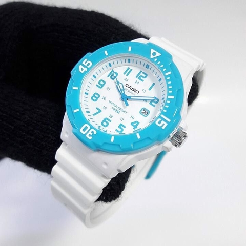 Đồng hồ nữ Casio Timeless Ladies LRW-200H-2BVDF