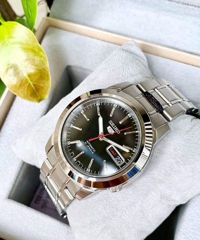 Đồng Hồ Nam Dây Thép SEIKO Automatic SNKE53K1 | Kính Hardlex