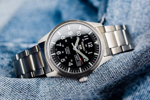 Đồng Hồ Nam Dây Thép SEIKO Automatic SNZG13K1 | Kính Hardlex