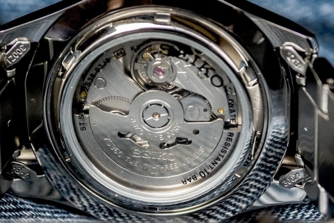 Đồng Hồ Nam Dây Thép SEIKO Automatic SNZG13K1 | Kính Hardlex