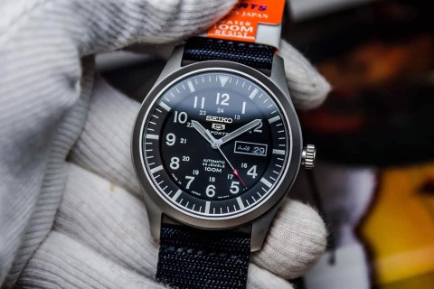 Đồng Hồ Nam Dây Vải SEIKO Automatic SNZG15J1 | Kính Hardlex