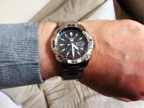 Đồng Hồ Nam Dây Thép SEIKO Automatic SNZJ05J1 | Kính Hardlex