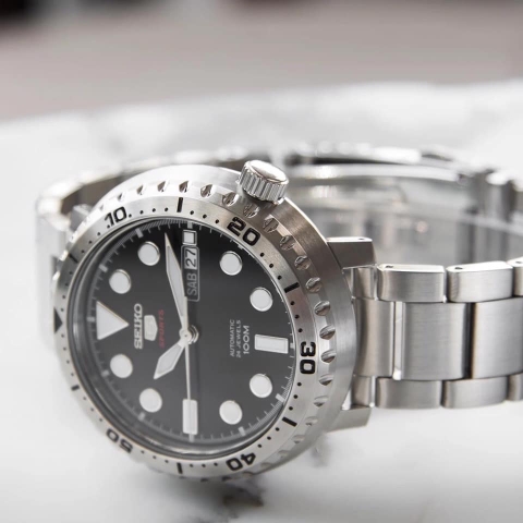 Đồng Hồ Nam Dây Thép SEIKO AUTOMATIC SRPC61K1 | Kính Hardlex