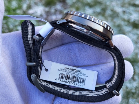 Đồng Hồ Nam Dây Vải SEIKO Automatic SRPC67K1 | Kính Hardlex