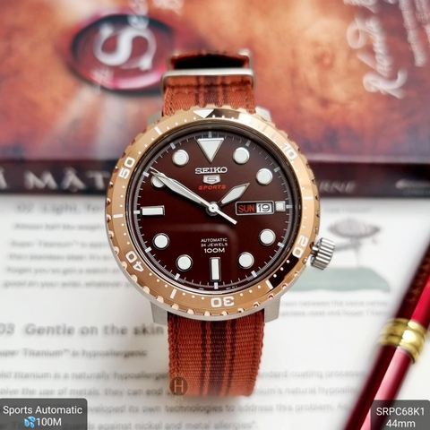 Đồng Hồ Nam Dây Vải SEIKO Automatic SRPC68K1 | Kính Hardlex